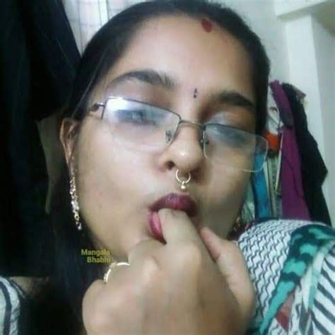 bhabhi pussy photo|Indian Bhabhi Pussy Porn Pics